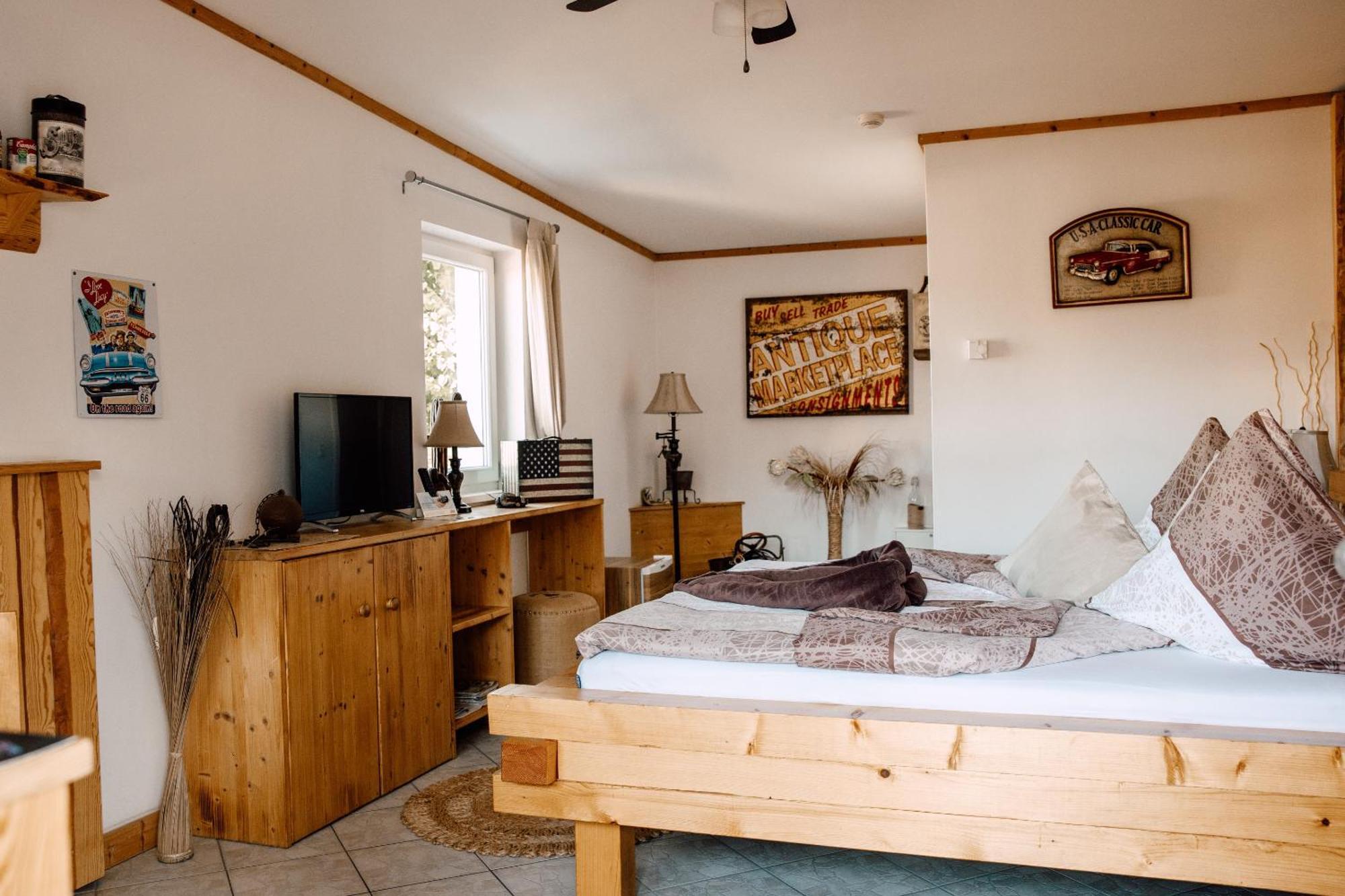 Down Town Motel Берлін Номер фото