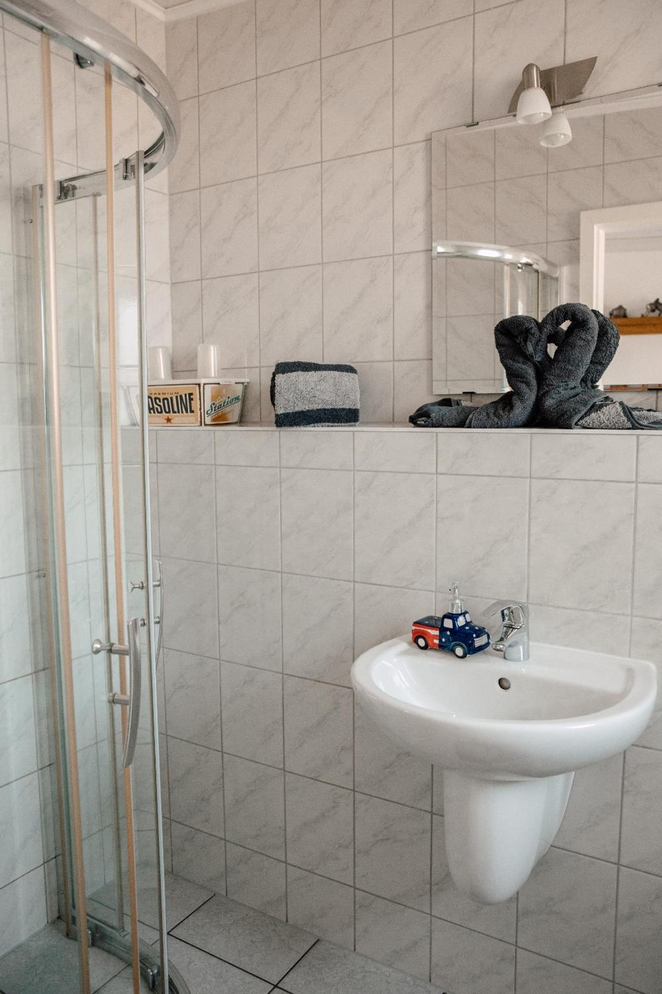 Down Town Motel Берлін Номер фото